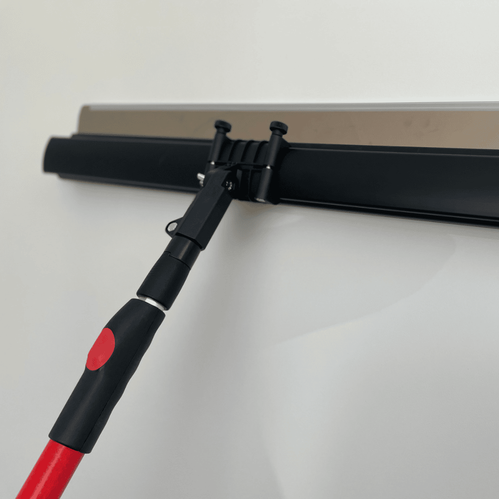 Nela Edge Pole & Attachment
